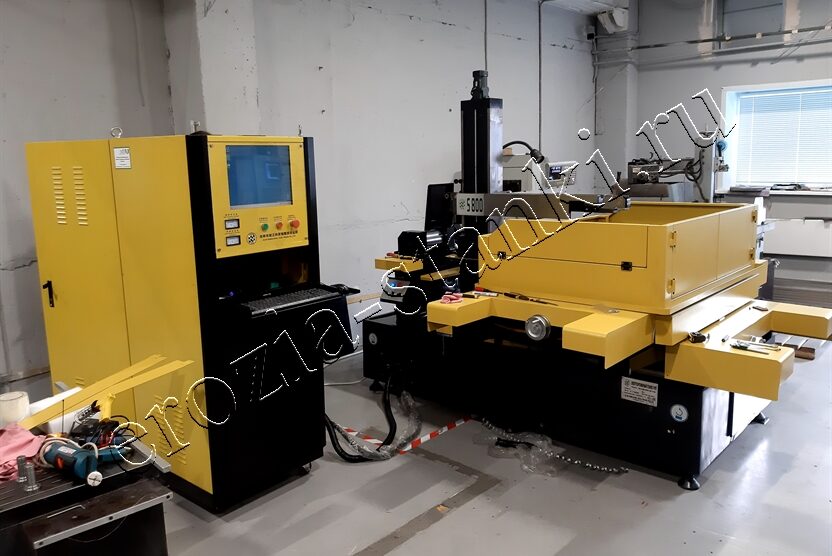 Станок DK7780 проволочно-вырезной, Стандарт, Санкт-Петербург. Август, 22г.